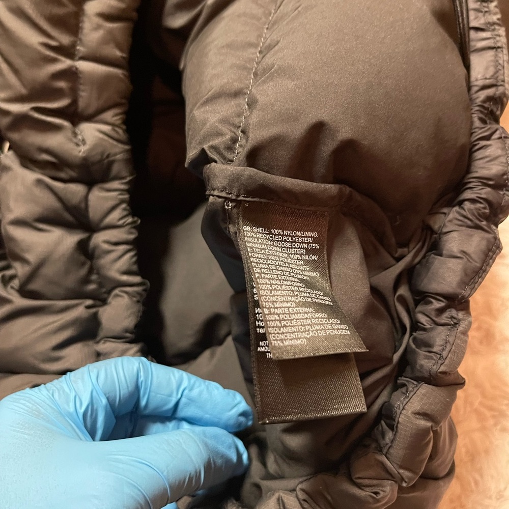 The North face men's 700 puffer jacket - Picture 10 of 16
